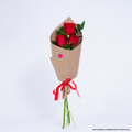 Un ramo de 3 rosas rojas