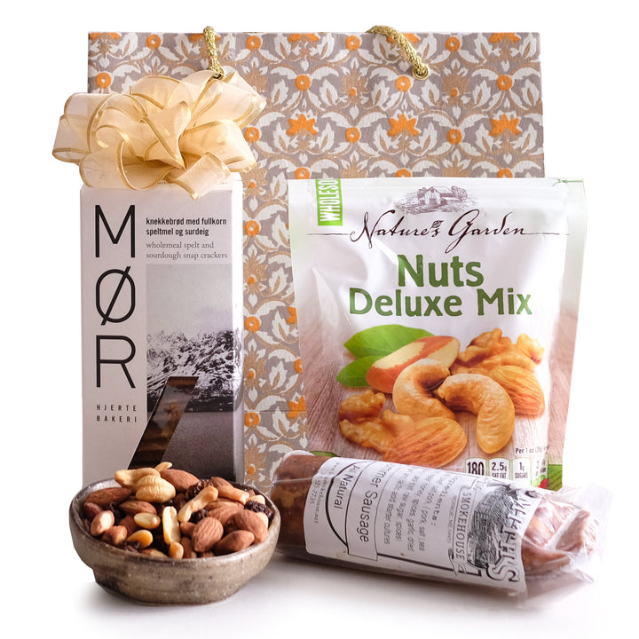 Savory Sausage & Cracker Gift Bag alcohol-free gift for delivery in selected countries