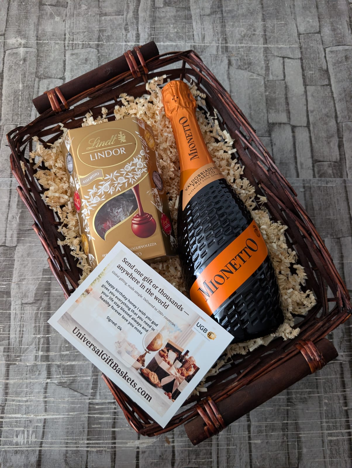 Gift baskets to Italy