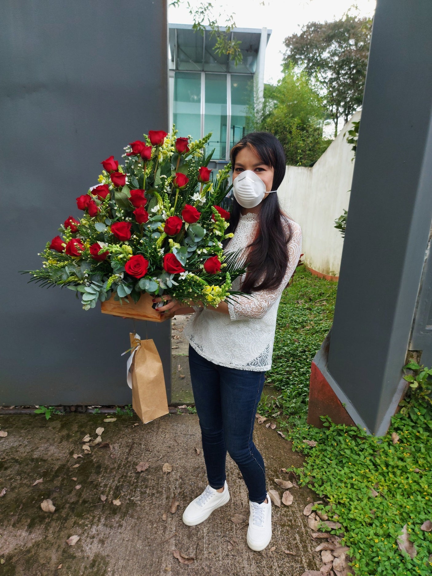savoringcr large bouquet of red roses with foliage, eucalyptus in Costa Rica