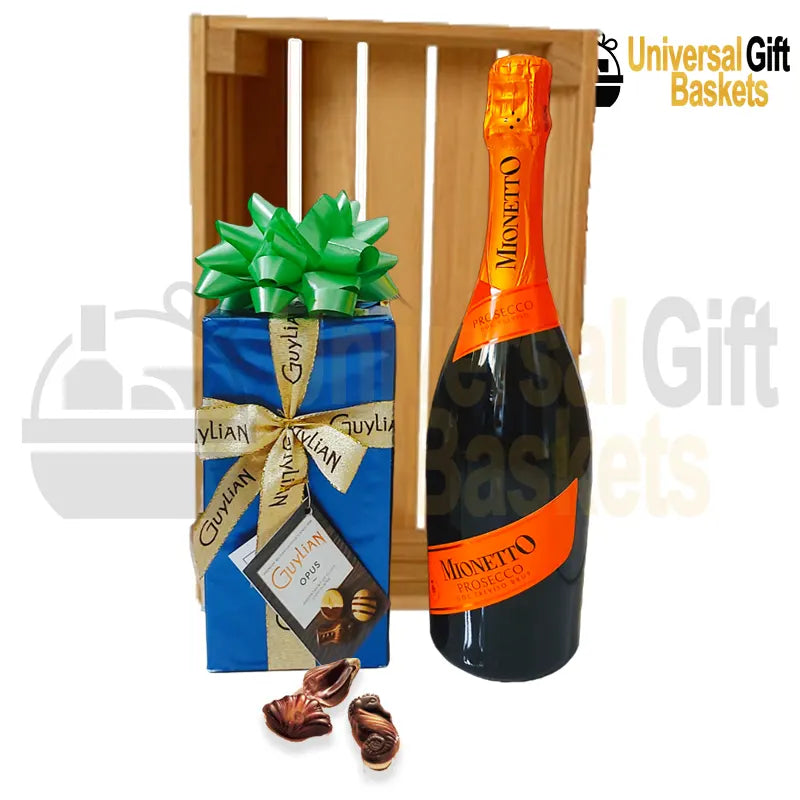 Universal Gift Baskets Sweet Combination Box COSTA RICA 1