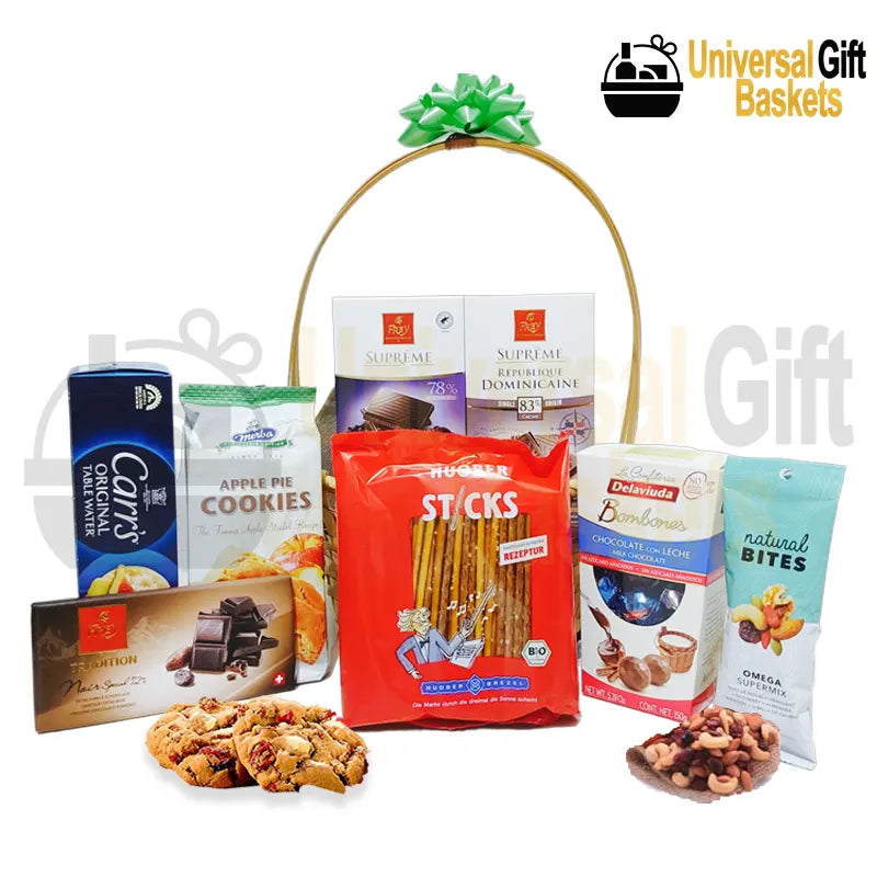UNIVERSAL gift baskets Costa Rica cookies, chocolates, and pretzels